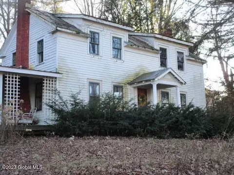 196 Palmer Ave, Corinth, NY 12822 photo 9