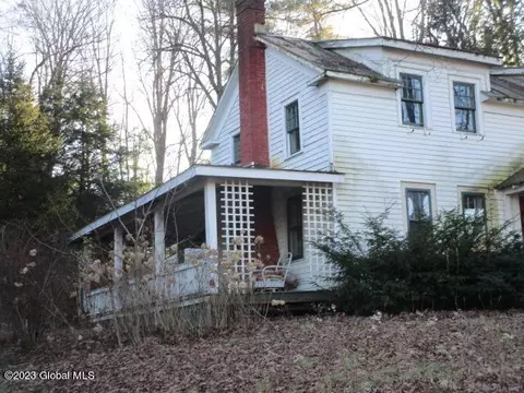 196 Palmer Ave, Corinth, NY 12822 photo 10