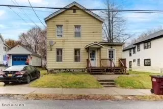 18 N Water Street St, Gloversville, NY 12078