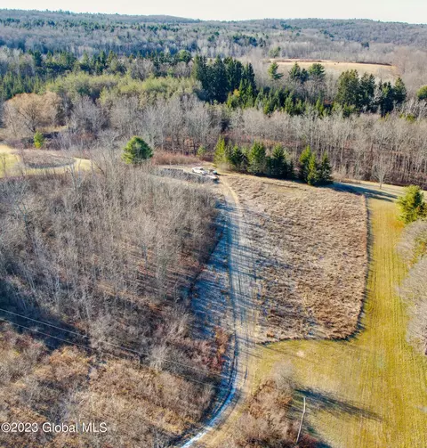 120 Joslyn School Road, Berne, NY 12023