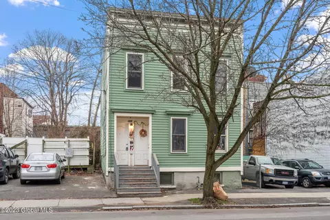 128 Dove St, Albany, NY 12202