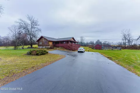 50 64 Cleveland Rd, Salem, NY 12865