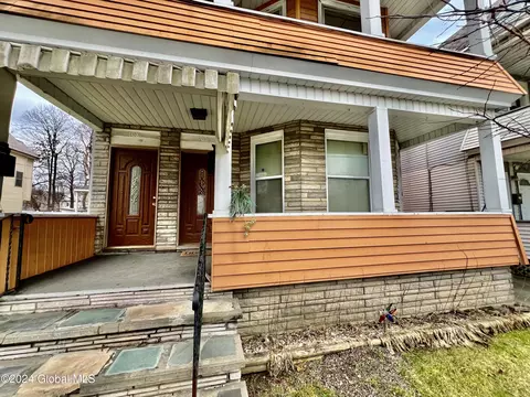 106-108 Mcclellan St, Schenectady, NY 12304 photo 5