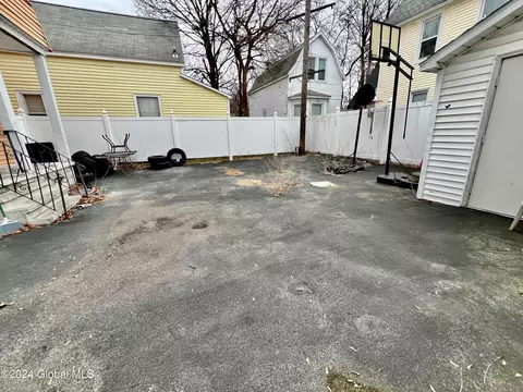 106-108 Mcclellan St, Schenectady, NY 12304 photo 18
