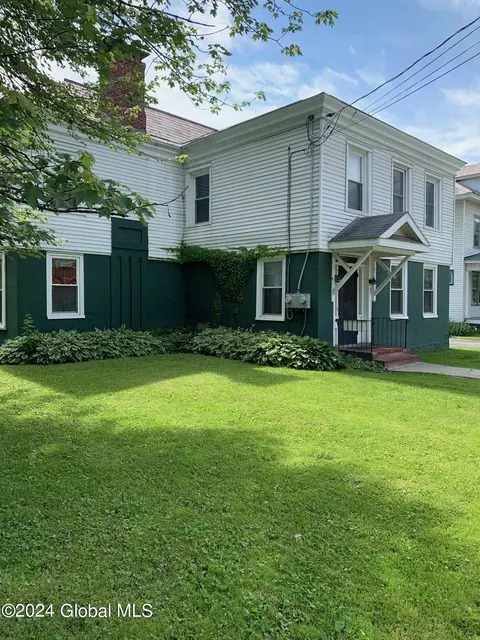 90 S Williams St, Whitehall, NY 12887