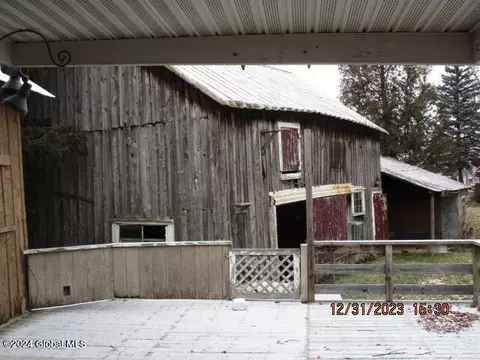 174 South St, Champlain, NY 12919 photo 19
