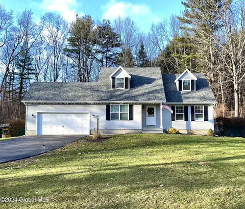 33 Southwest Pass, Greenfield Center, NY 12833