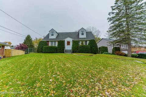 19 Kent Ter, Albany, NY 12203
