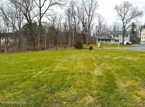 352 Consaul Rd, Schenectady, NY 12304 photo 9