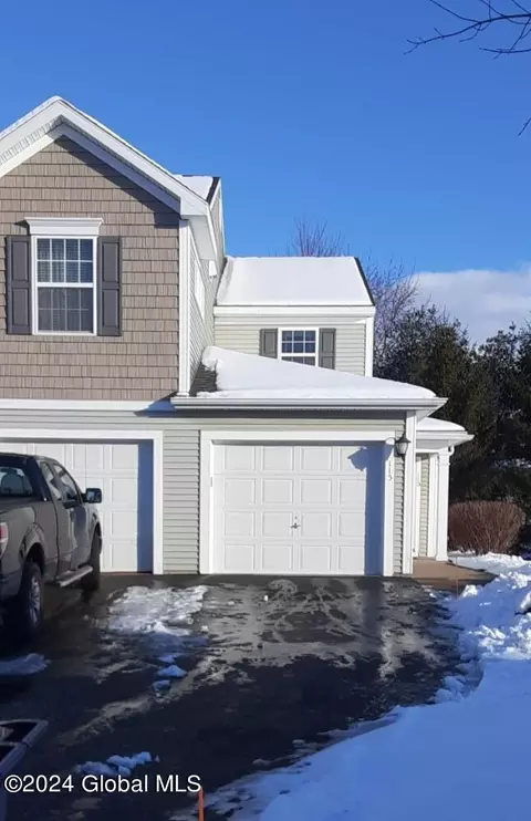 115 Cherry Blossom Ct, Schenectady, NY 12306