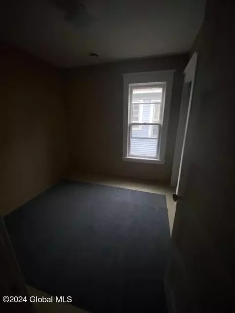 759 Bailey St, Schenectady, NY 12303 photo 10