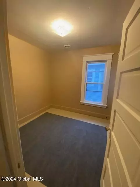 759 Bailey St, Schenectady, NY 12303 photo 11