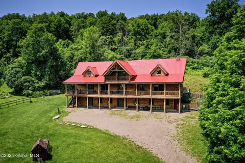 1372 Burrell Rd, Saint Johnsville, NY 13452