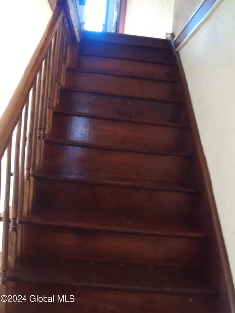 18 Selden St, Schenectady, NY 12304 photo 20