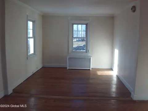 18 Selden St, Schenectady, NY 12304 photo 18