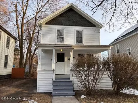 130 Manchester Rd, Schenectady, NY 12304
