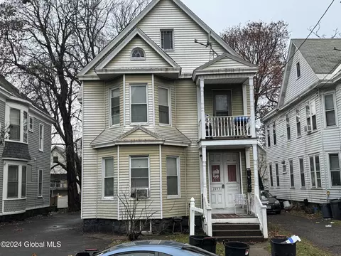 1033 University Pl, Schenectady, NY 12308
