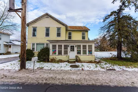 3629 State Route 7, Howes Cave, NY 12092