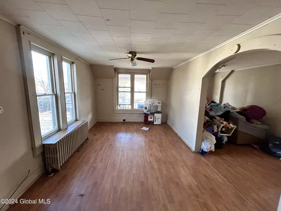  129 Maple Ave, Catskill, NY 12414 photo 9