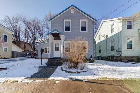 31 West St, Fort Plain, NY 13339