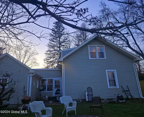 34 Button Rd, Pittstown, NY 12182 photo 5