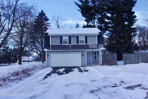 413 Albany Shaker Rd, Loudonville, NY 12211