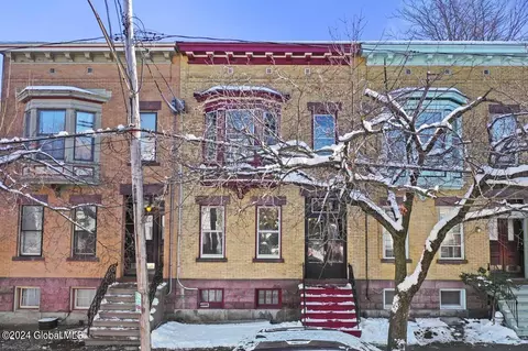 102 Dove St, Albany, NY 12210