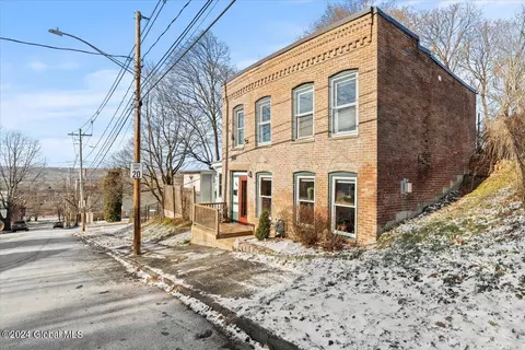 28 Eagle St, Troy, NY 12180 photo 15