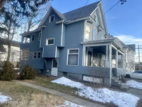 5 Wait St, Glens Falls, NY 12801