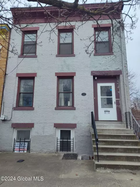204 Clinton Ave, Albany, NY 12210