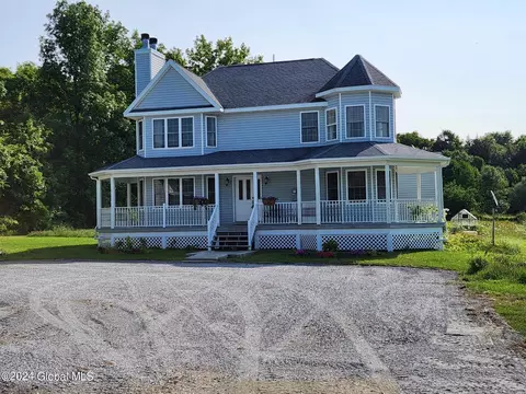 19 Mceachron Hill Rd, Argyle, NY 12809
