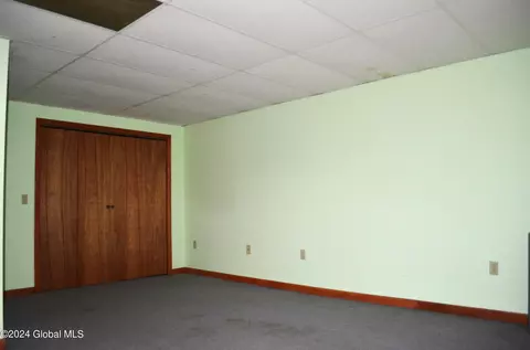 407 Walnut St, Corinth, NY 12822 photo 12