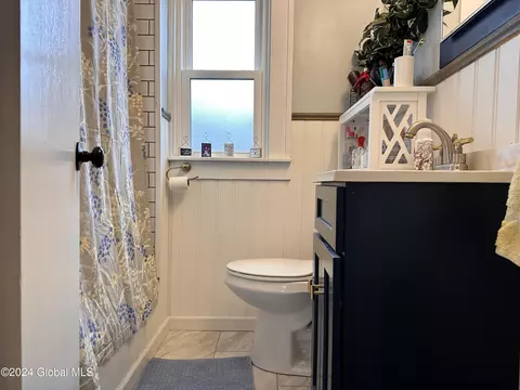 2910 Coniston Rd, Schenectady, NY 12304 photo 8