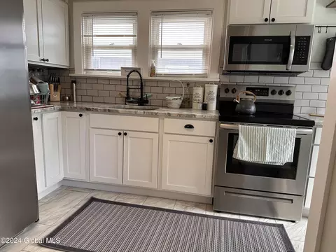 2910 Coniston Rd, Schenectady, NY 12304 photo 21