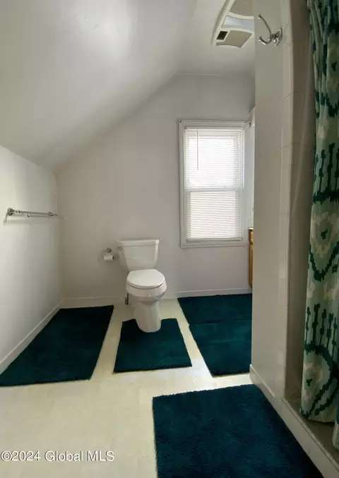 1876 Broad St, Schenectady, NY 12306 photo 24