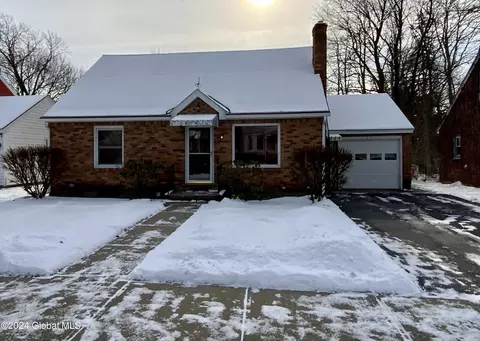 1876 Broad St, Schenectady, NY 12306