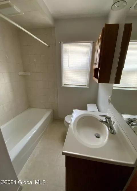 1876 Broad St, Schenectady, NY 12306 photo 39