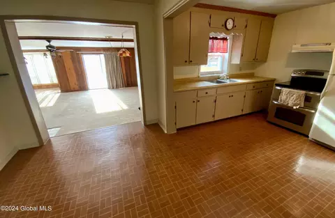 1876 Broad St, Schenectady, NY 12306 photo 37