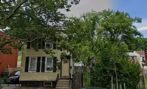 39 Myrtle Ave, Albany, NY 12202