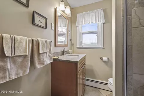 334 Middle Rd, Salem, NY 12865 photo 38
