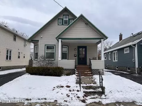 1449 Garner Ave, Schenectady, NY 12309