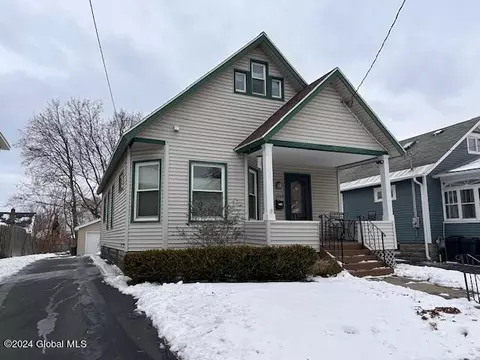 1449 Garner Ave, Schenectady, NY 12309 photo 3