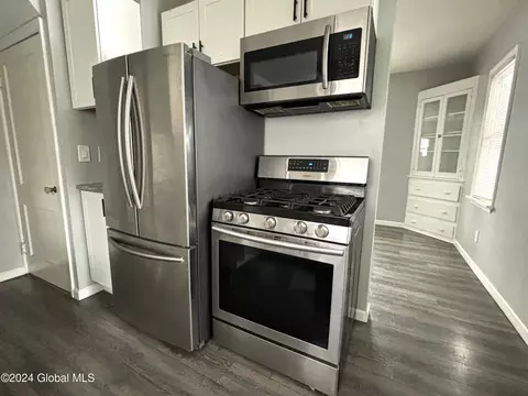1149 Garner Ave, Schenectady, NY 12309 photo 9