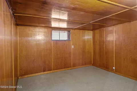 825 Curry Rd, Schenectady, NY 12306 photo 35