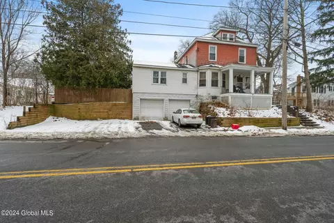 1014 Gerling St, Schenectady, NY 12308 photo 21