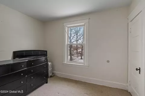 1014 Gerling St, Schenectady, NY 12308 photo 6