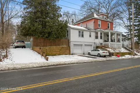 1014 Gerling St, Schenectady, NY 12308 photo 18