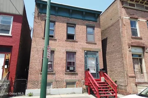 393 1st St, Troy, NY 12180