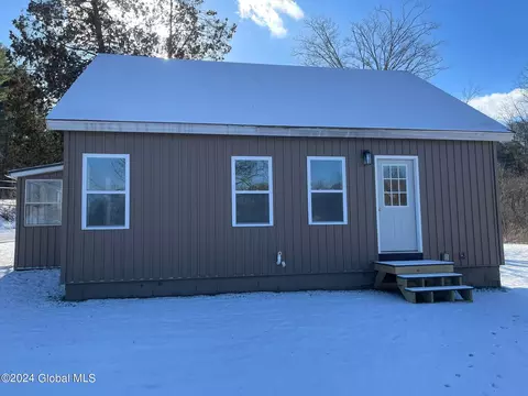 2461 State Route 22a, Hampton, NY 12837 photo 2