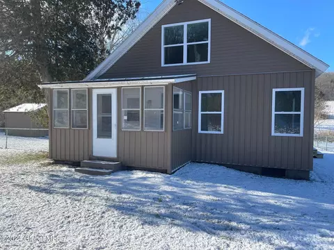 2461 State Route 22a, Hampton, NY 12837